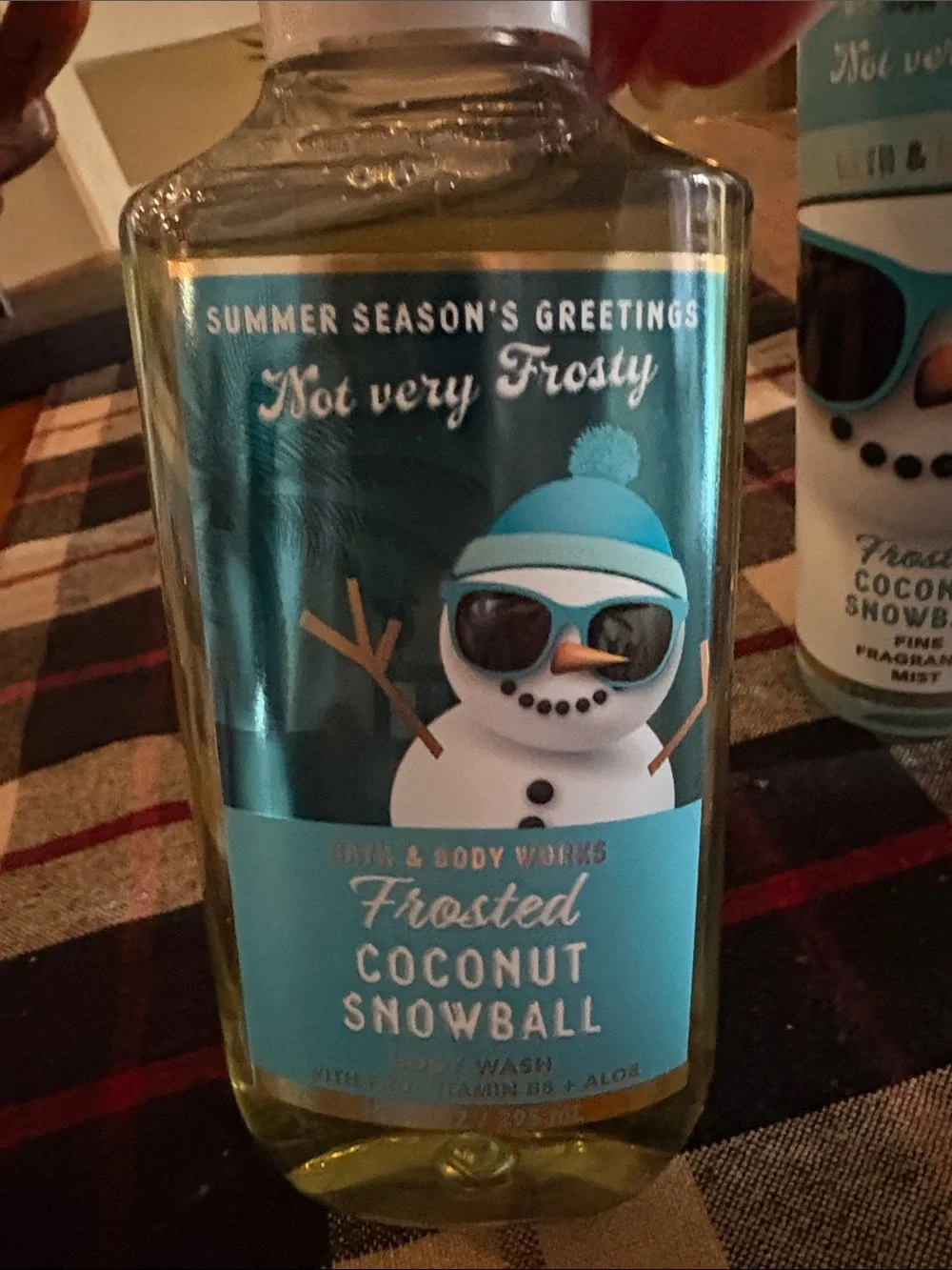 Nwt “Frosted Coconut Snowball” from B&B new summer seasons greetings